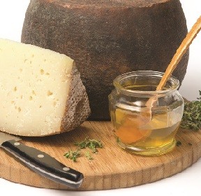 formaggi lunga stagionatura